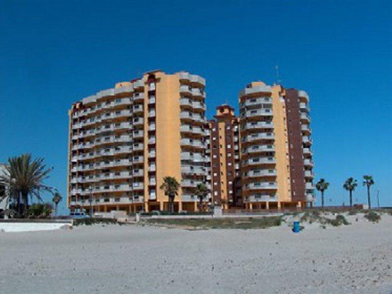 Apartamentos Turisticos Playa Principe La Manga del Mar Menor Luaran gambar